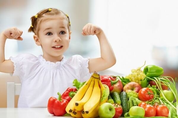 buah-buahan untuk tumbesaran kanak-kanak